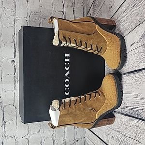 Coach Haven Signature Lace-up Suede Boot Natural Size 5.5